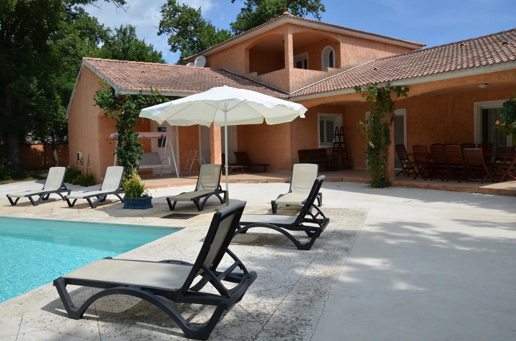 Residence De Tourisme Le Clos Des Vendanges Moriani Plage Oda fotoğraf